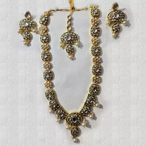 Green Moti Necklace