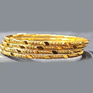 1 GM DOT WITH BLOCK BANGLES