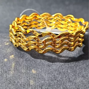1 GM ZIG ZAG BANGLES