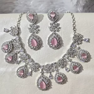 PINK NECKLASE