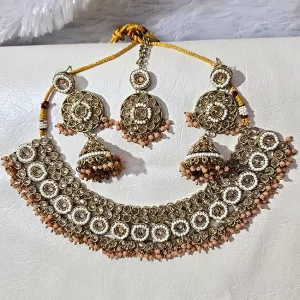 PEACH NECKLASE