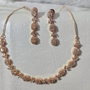 DIAMOND NECKLASE
