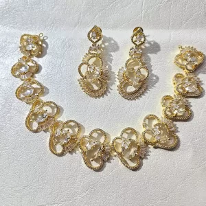 GOLDEN NECKLACE